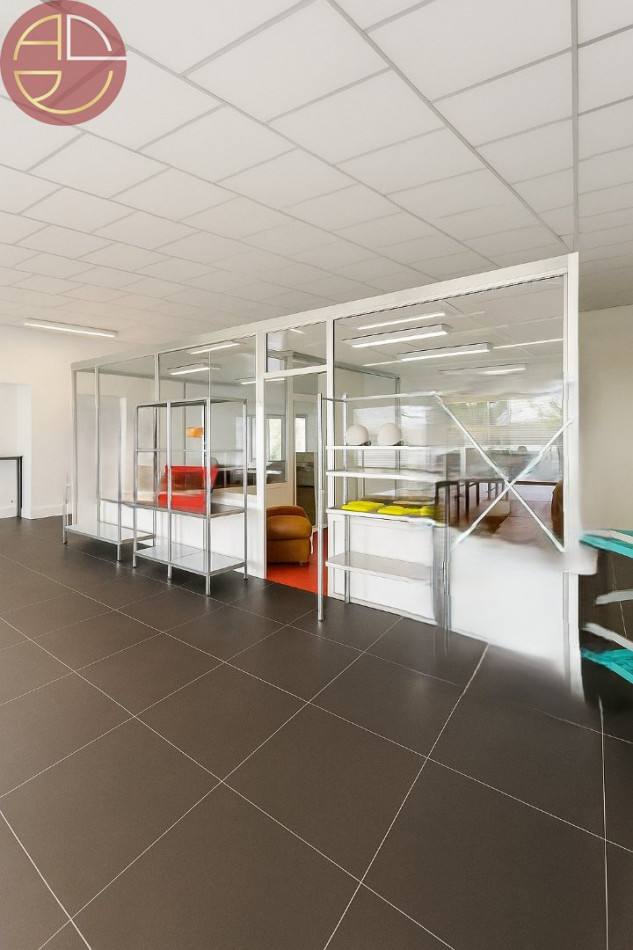 vente Entrepot Pins-justaret - Photo 4