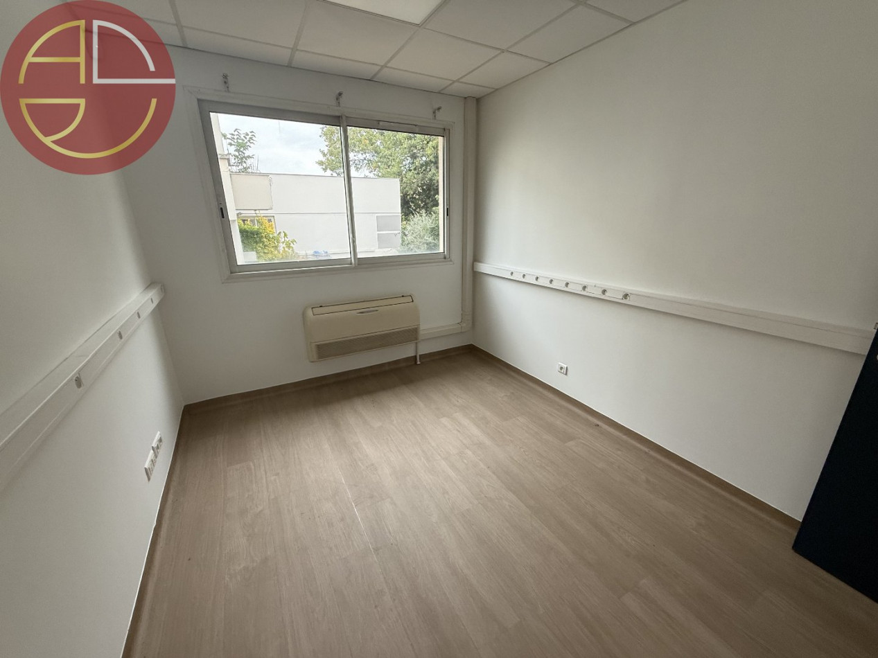 location Bureau Labege - Photo 2