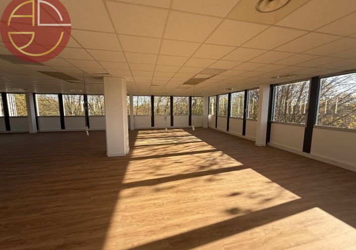 location Bureau Labege