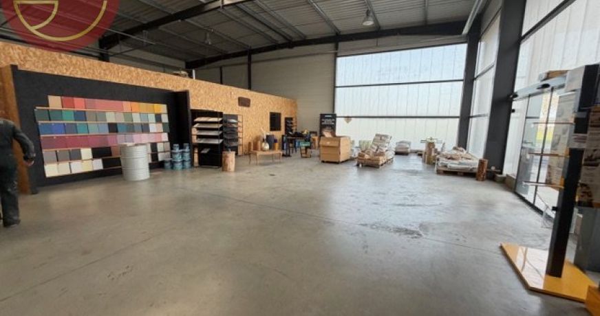 location Local commercial Saint-jory