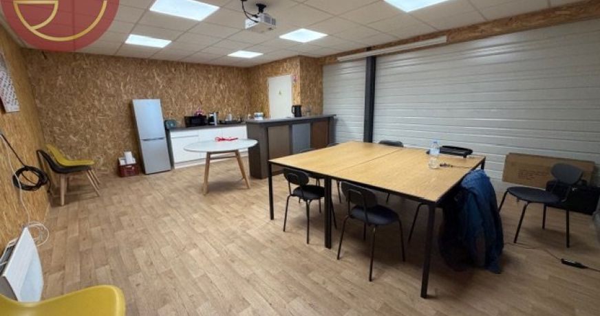 location Local commercial Saint-jory