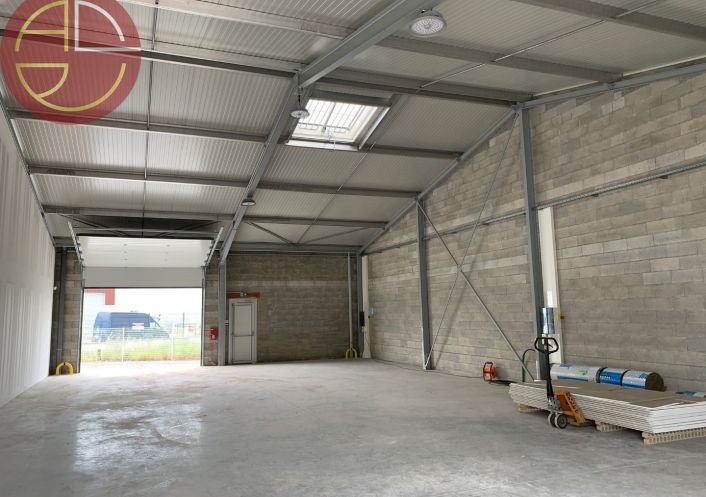 location Entrepot Rouffiac Tolosan