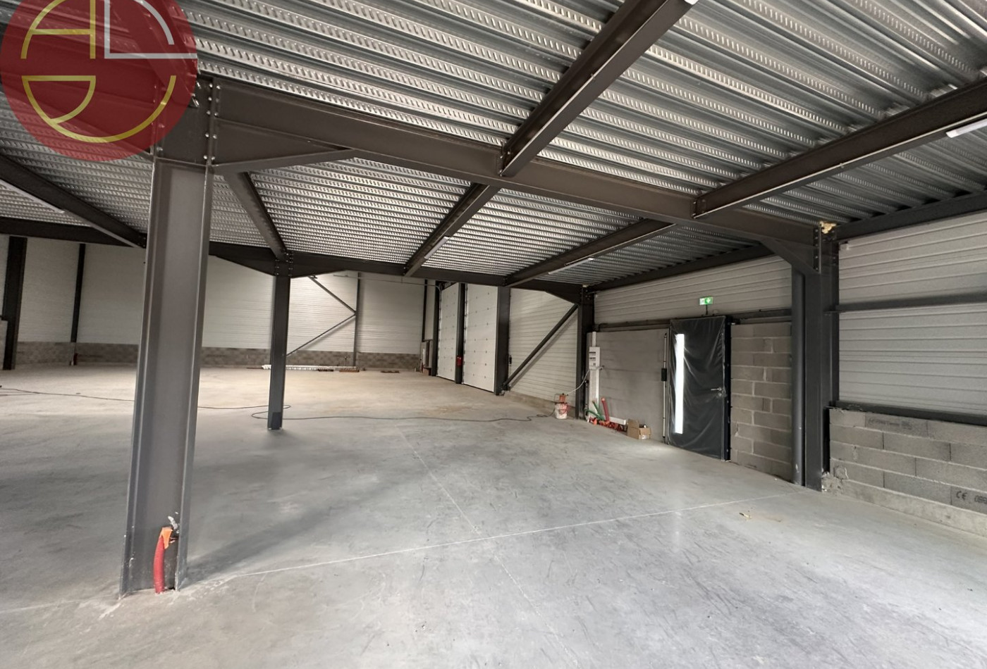 location Entrepot Villeneuve-tolosane - Photo 3