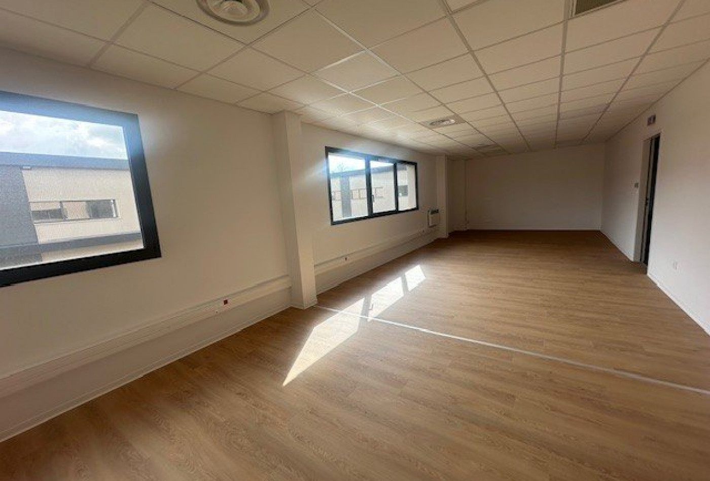 location Bureau Labege - Photo 4