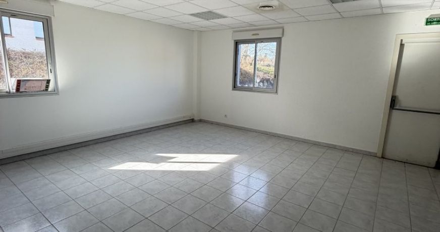 vente Entrepot Beaupuy