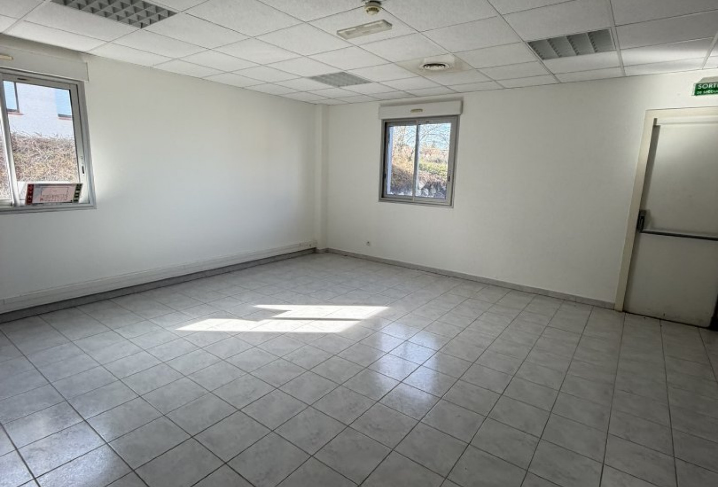location Entrepot Beaupuy - Photo 2