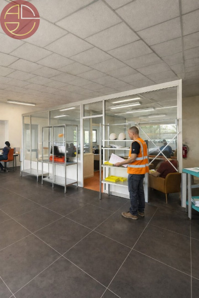 vente Entrepot Pins-justaret - Photo 2