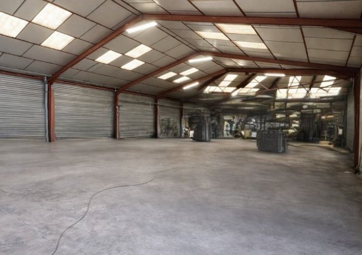 vente Entrepot Pins-justaret