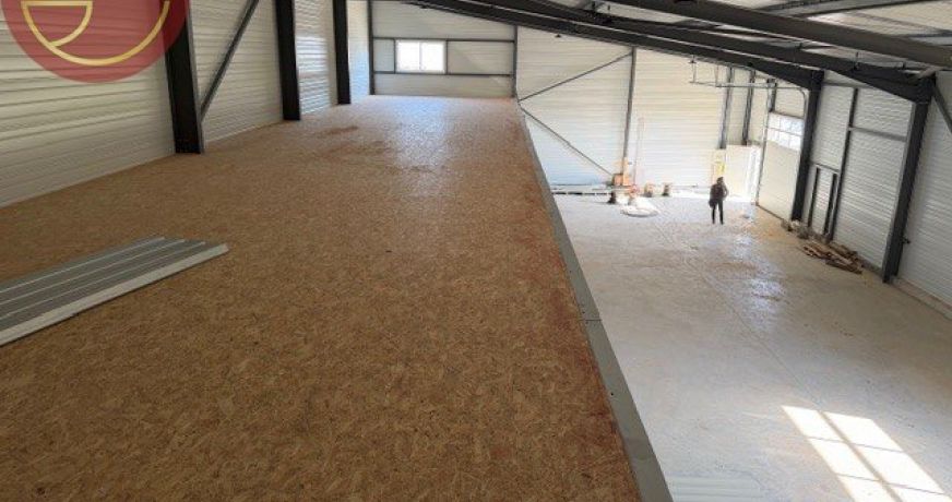 location Entrepot Garidech