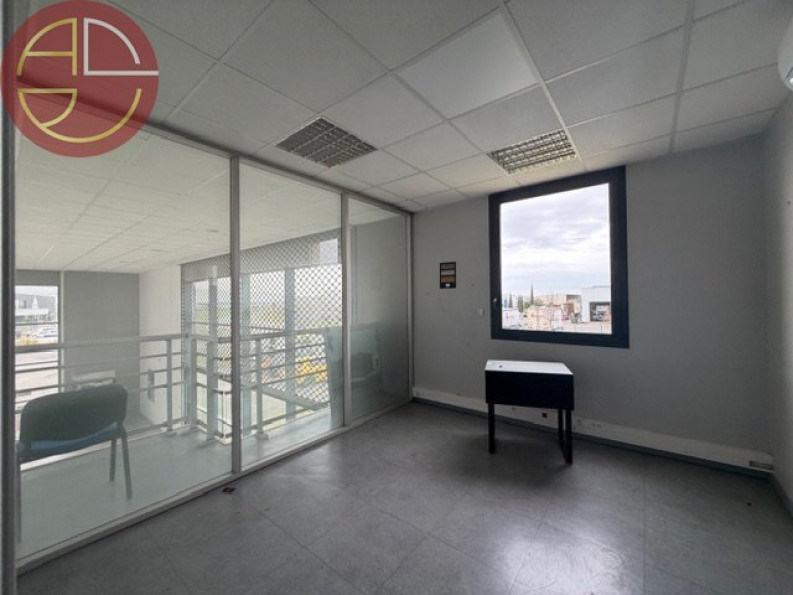 location Local commercial Plaisance-du-touch - Photo 2