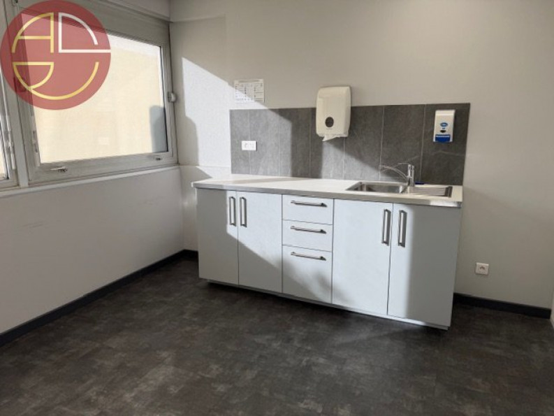 location Entrepot Blagnac - Photo 6