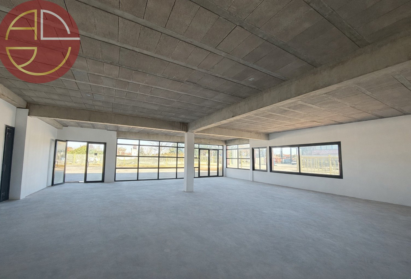 location Local commercial Saint-lys - Photo 2