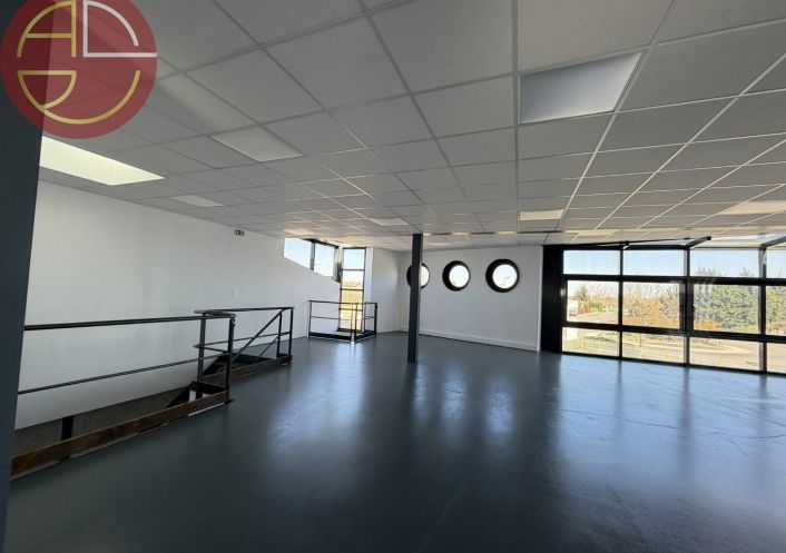 location Bureau Saint-lys