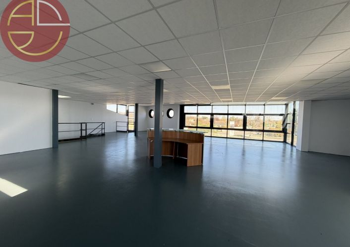 location Bureau Saint-lys