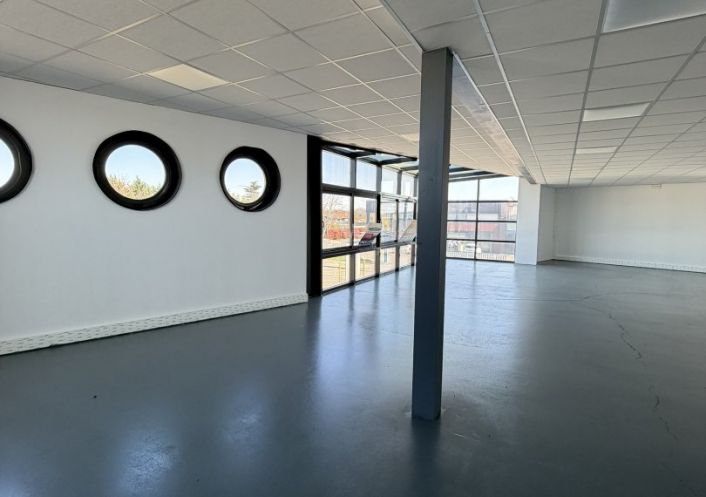 location Bureau Saint-lys