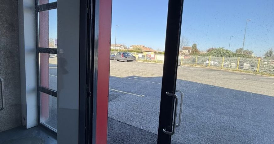 location Local commercial Saint-lys