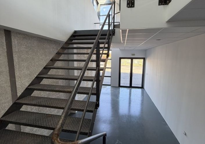 location Local commercial Saint-lys