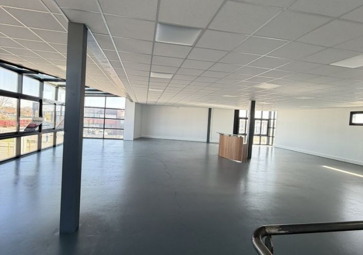 location Local commercial Saint-lys