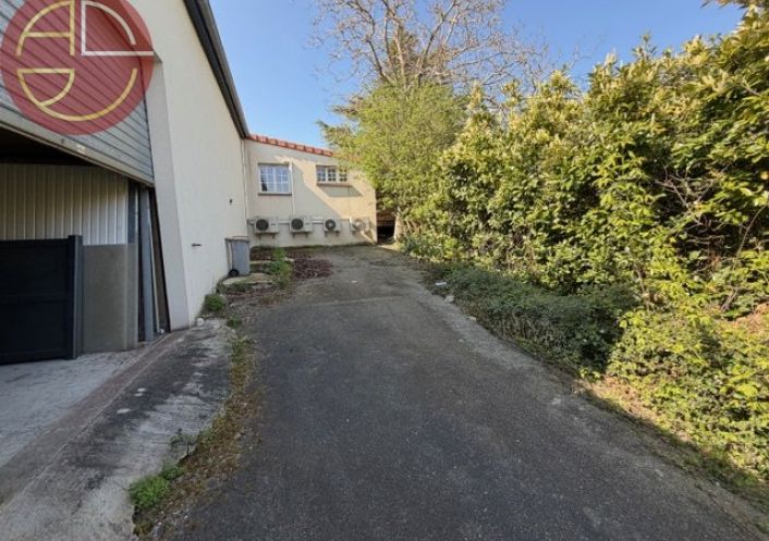 vente Local commercial Castanet-tolosan