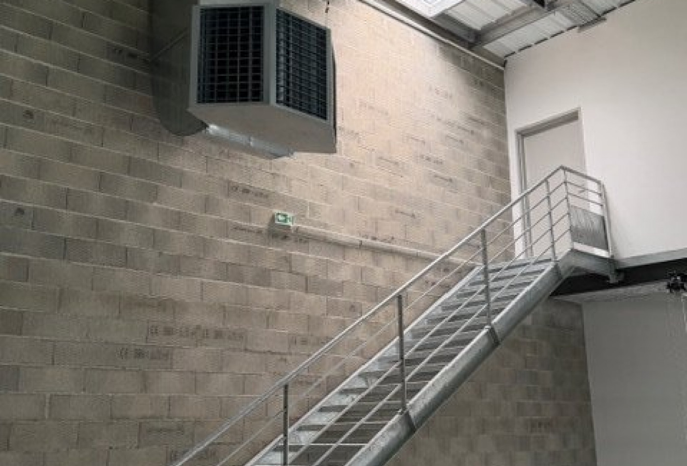 location Entrepot Cugnaux - Photo 6