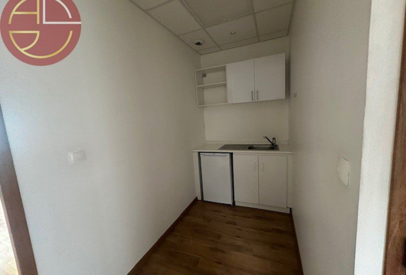 location Entrepot Montrabe - Photo 8