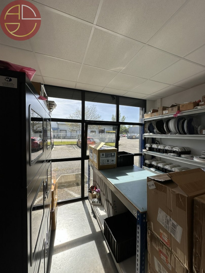 location Entrepot Montrabe - Photo 4