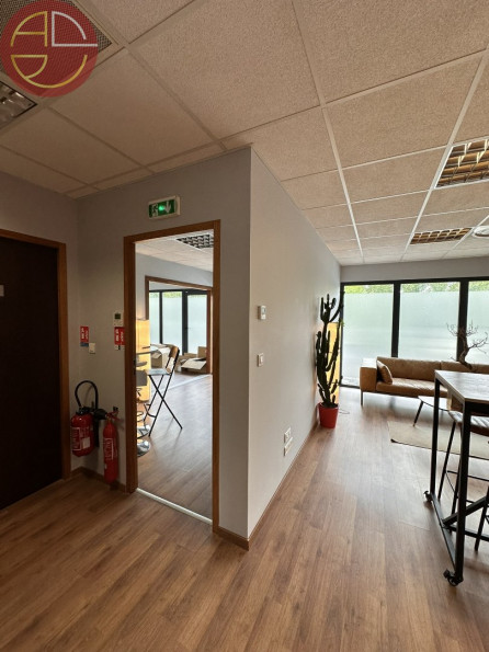 location Bureau Montrabe - Photo 1