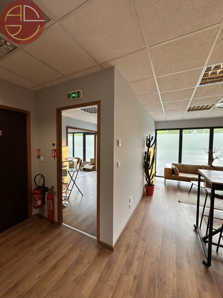 location Bureau Montrabe - Photo 1
