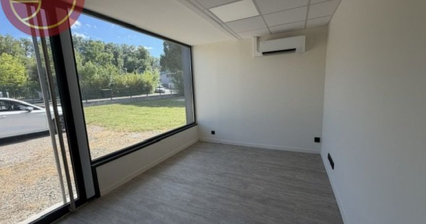 vente Entrepot Montrabe