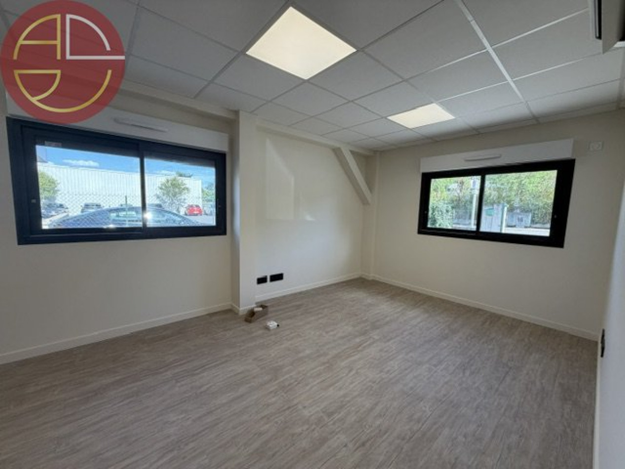 vente Entrepot Montrabe - Photo 4