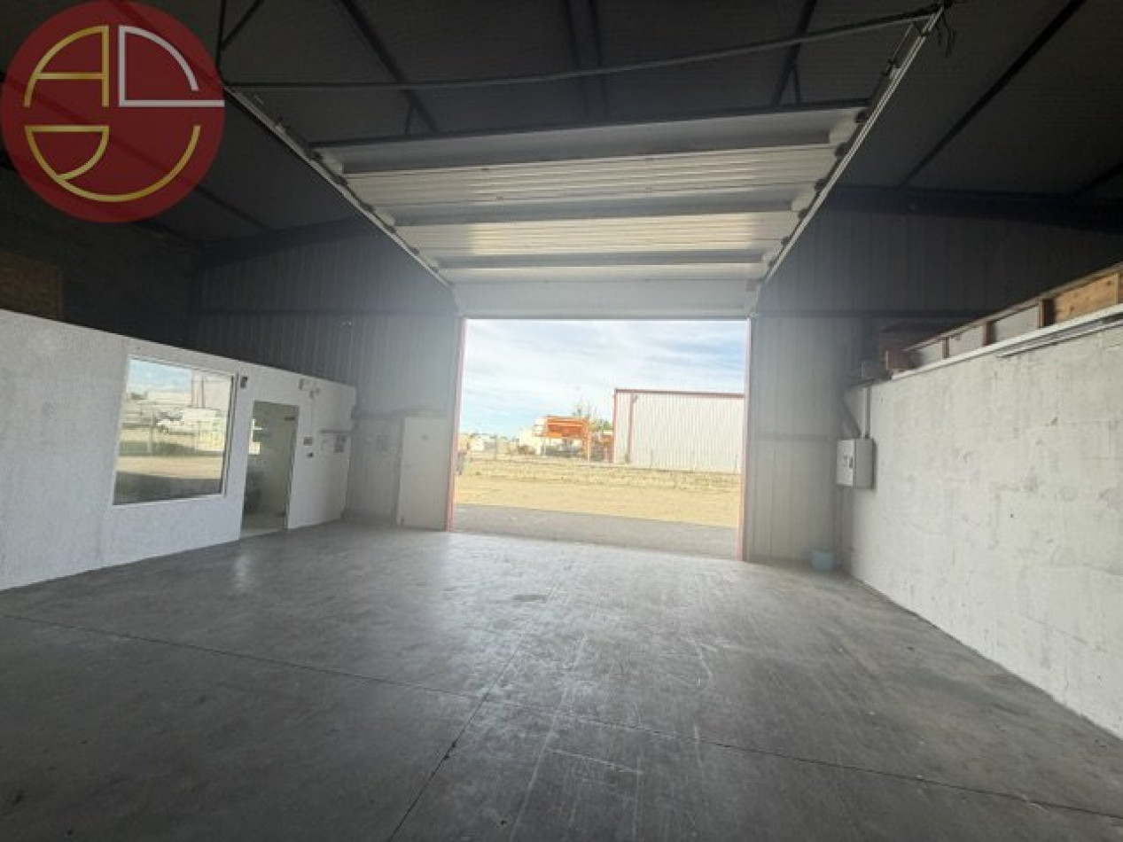 location Entrepot Gratentour - Photo 7