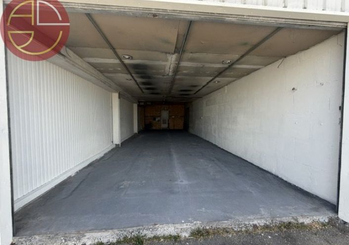 location Entrepot Gratentour
