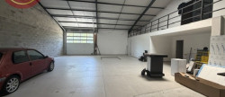 location Entrepot Saint-jory