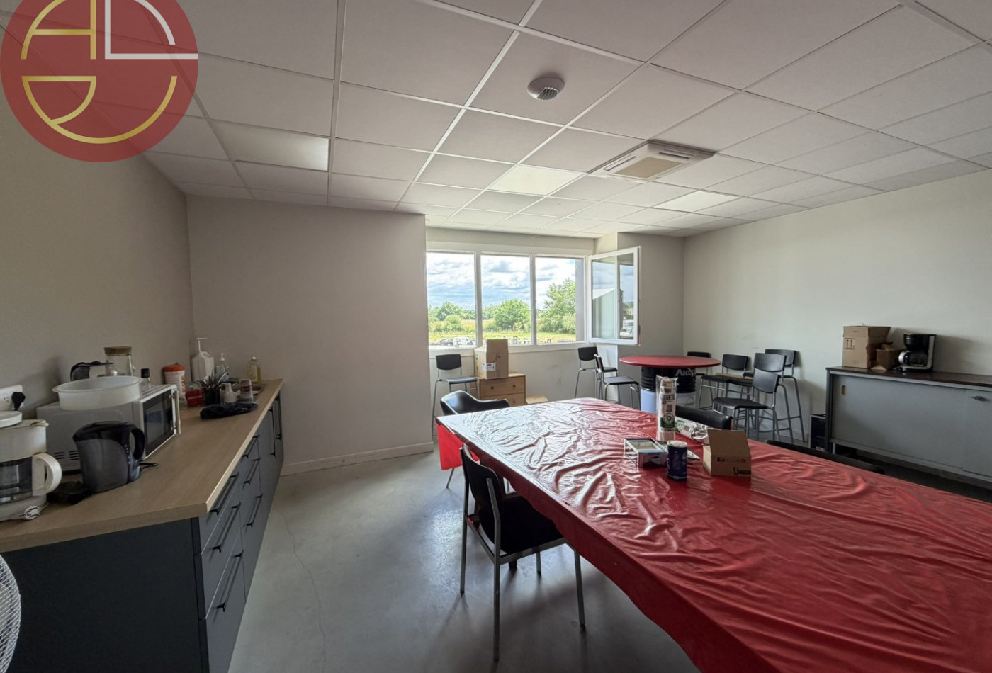 location Local commercial Montauban - Photo 10