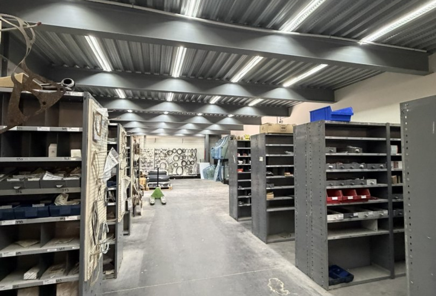 location Local commercial Montauban - Photo 7