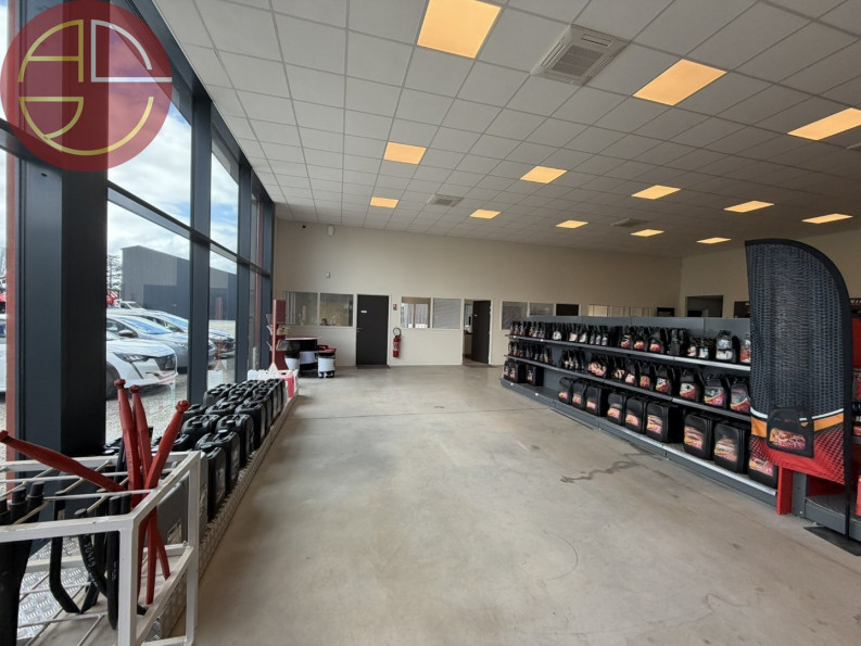 location Local commercial Montauban - Photo 1