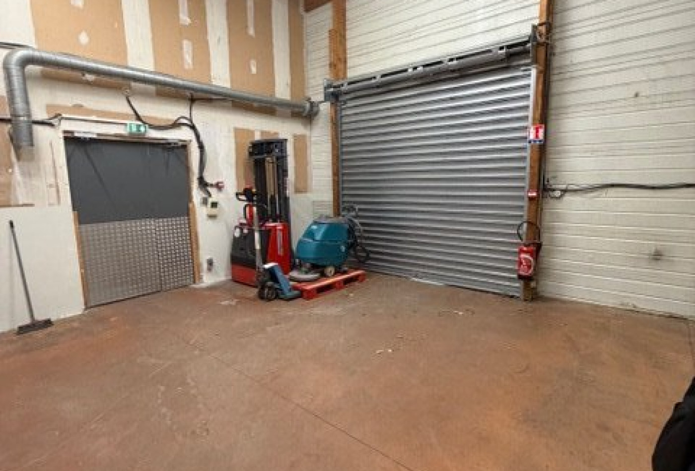 location Local commercial Portet-sur-garonne - Photo 8