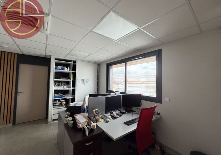 location Entrepot La-salvetat-saint-gilles