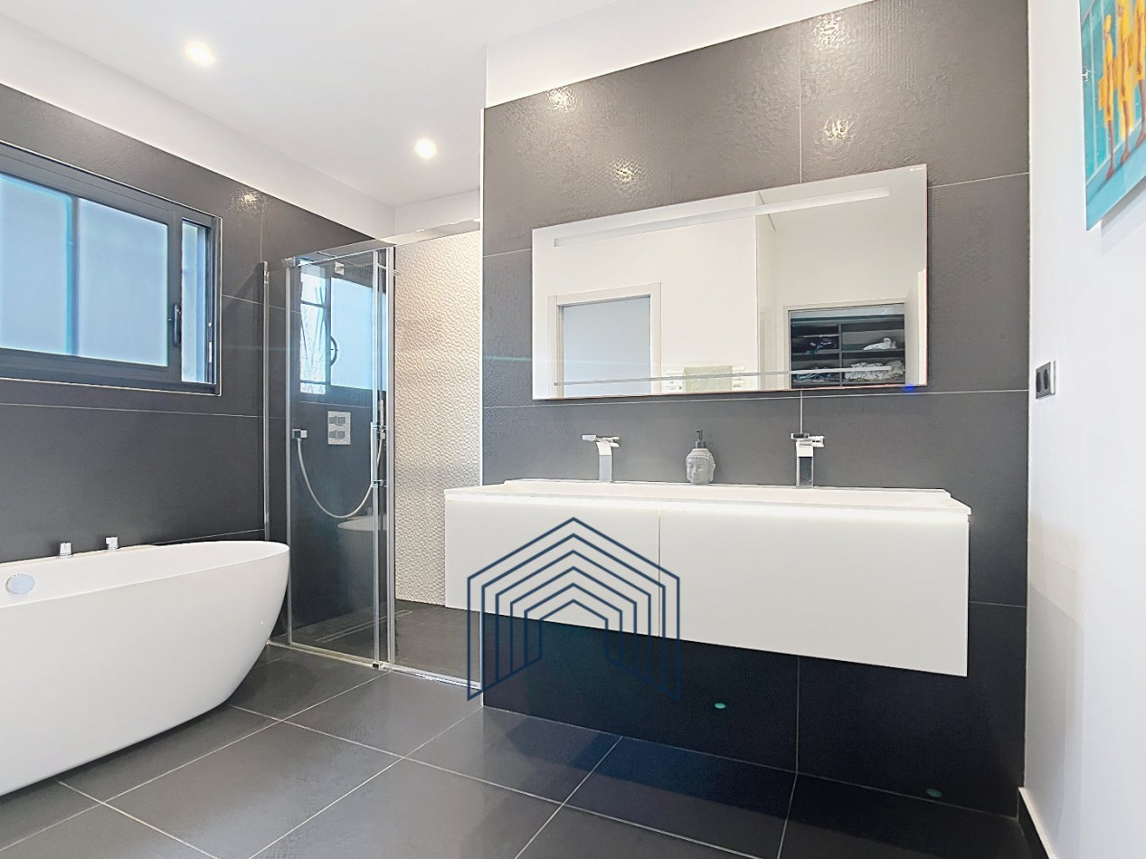 vente Maison Saint-sulpice-la-pointe - Photo 11