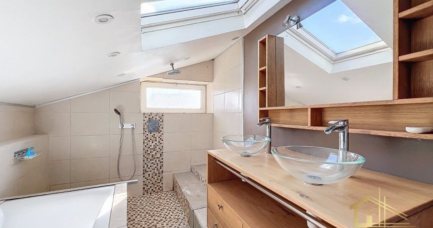 à vendre Maison Vendine