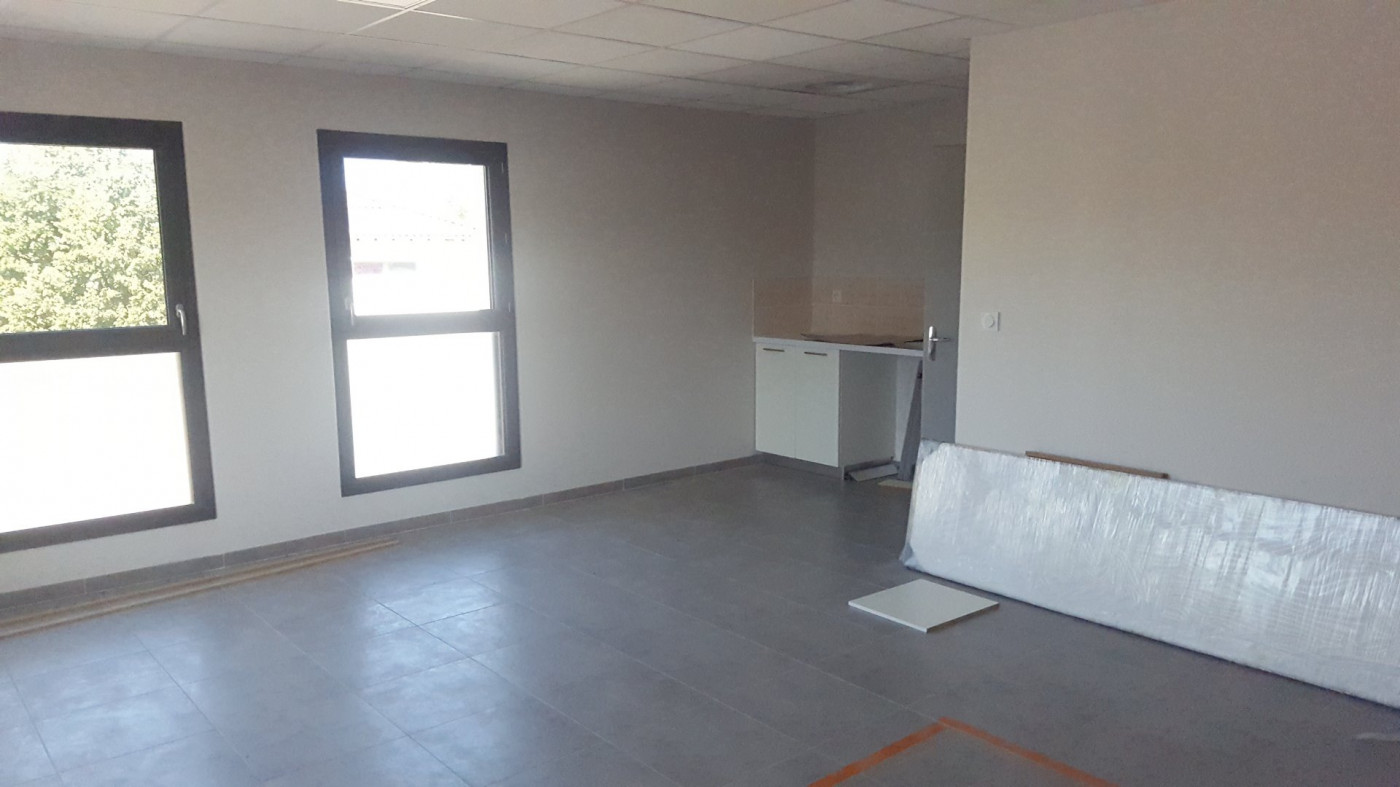 A louer L'isle-jourdain 320071058 L'occitane immobilier - Photo 3