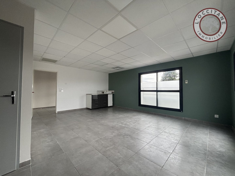 location Bureau L'isle-jourdain - Photo 3