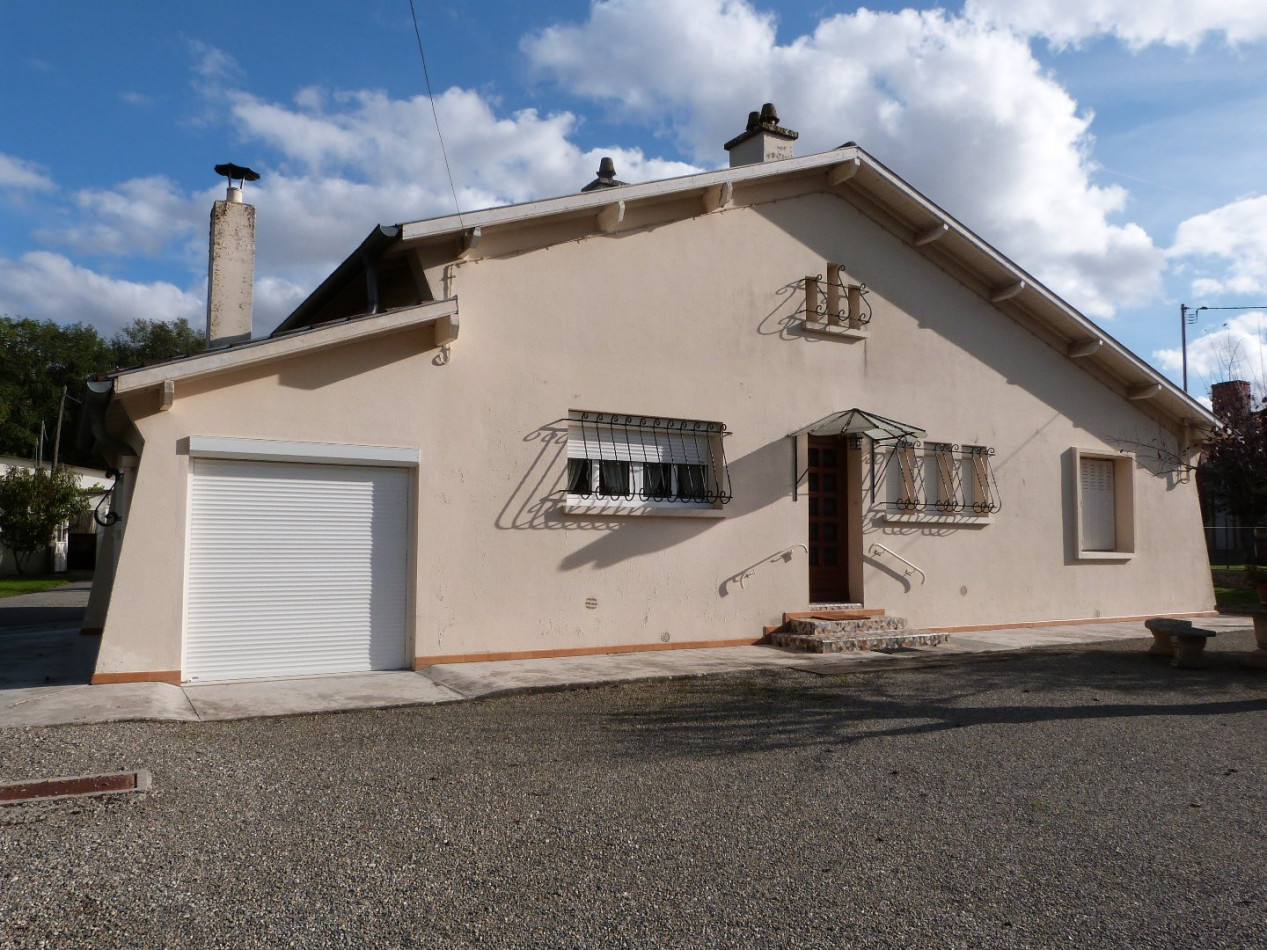 A vendre L'isle-jourdain 320071094 L'occitane immobilier