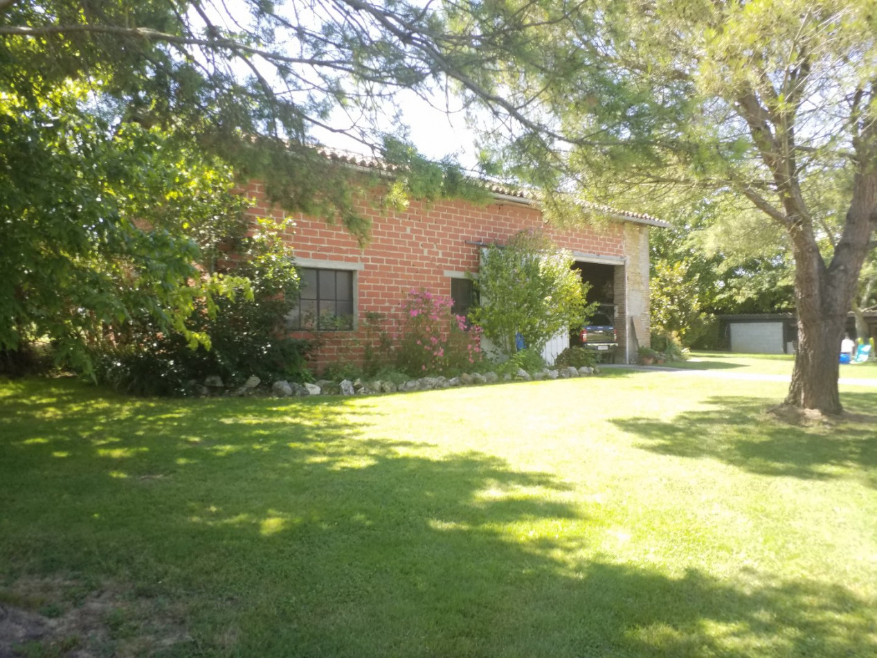 A vendre L'isle-jourdain 320071107 L'occitane immobilier