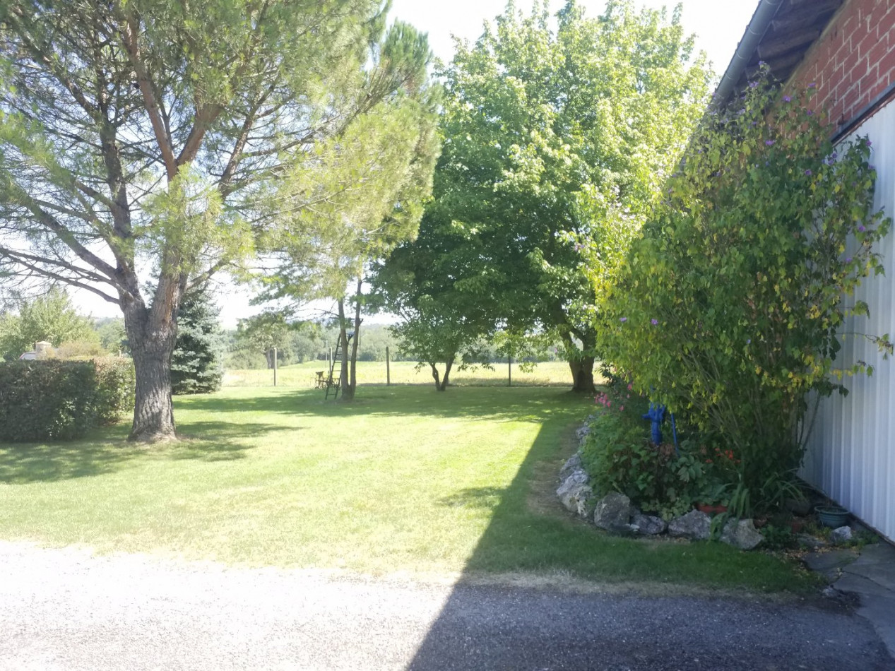 A vendre L'isle-jourdain 320071107 L'occitane immobilier