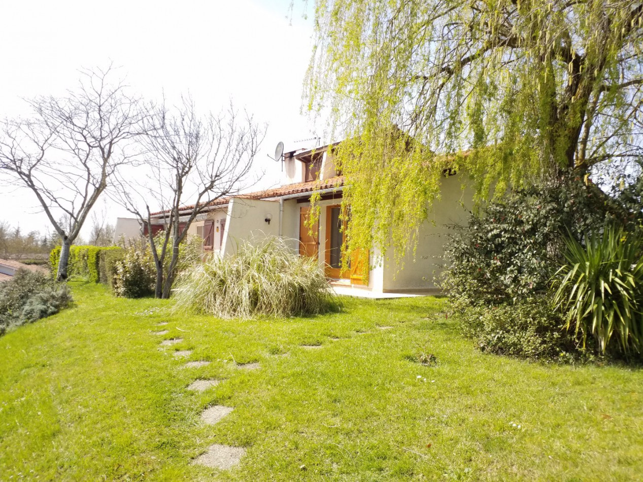 A vendre L'isle-jourdain 320071112 L'occitane immobilier