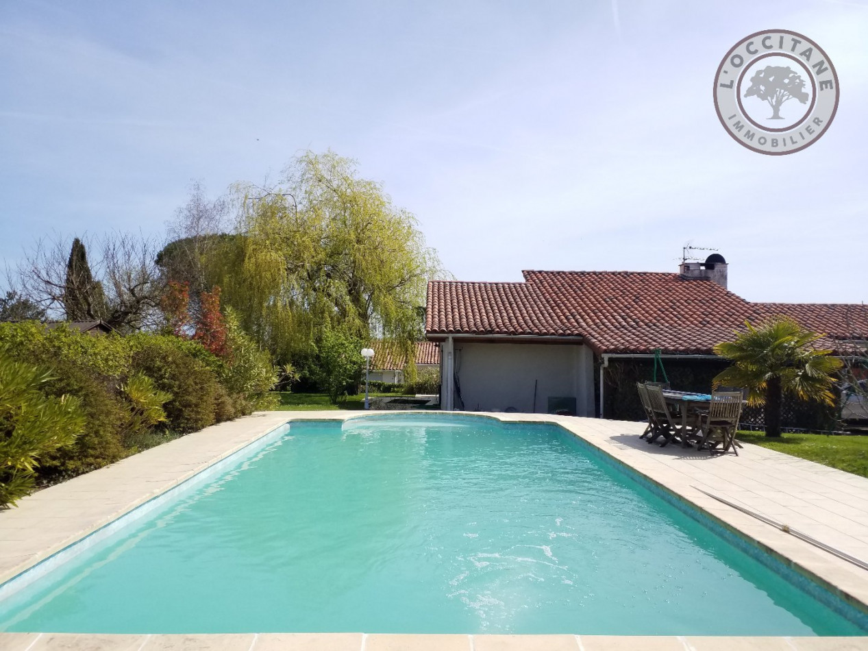 A vendre L'isle-jourdain 320071112 L'occitane immobilier