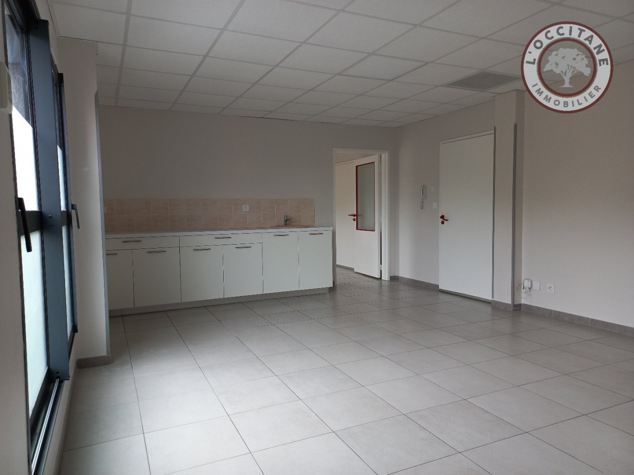 location Bureau L'isle-jourdain - Photo 5