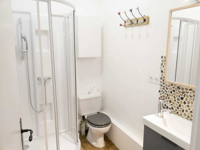 location Appartement L'isle-jourdain - Photo 6