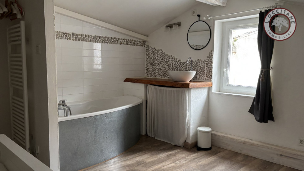 location Appartement L'isle-jourdain - Photo 1